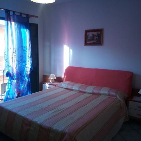 Sa Domu Sarda Casa Vacanza Пішинас Екстер'єр фото